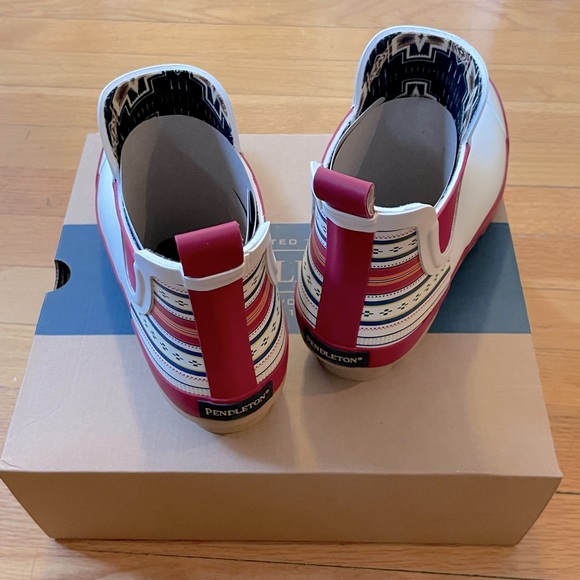 PENDLETON Heritage Chelsea II Rain Boots - Women’s Size 7 & 8 - White - New - Picture 4 of 7